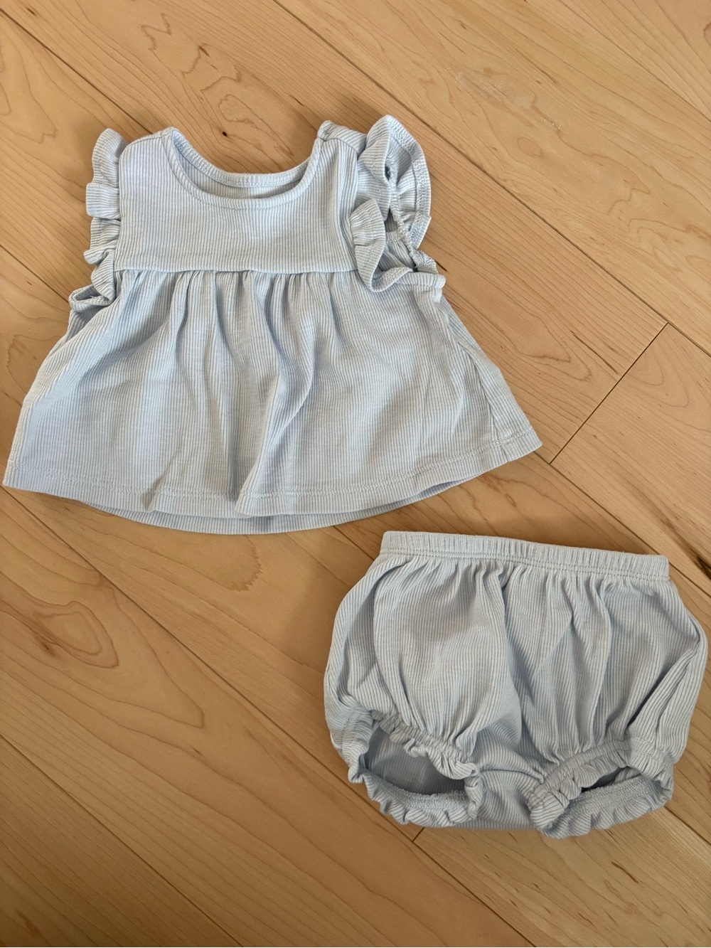 Old Navy Light Blue Knit Ruffle Top & Bloomers
